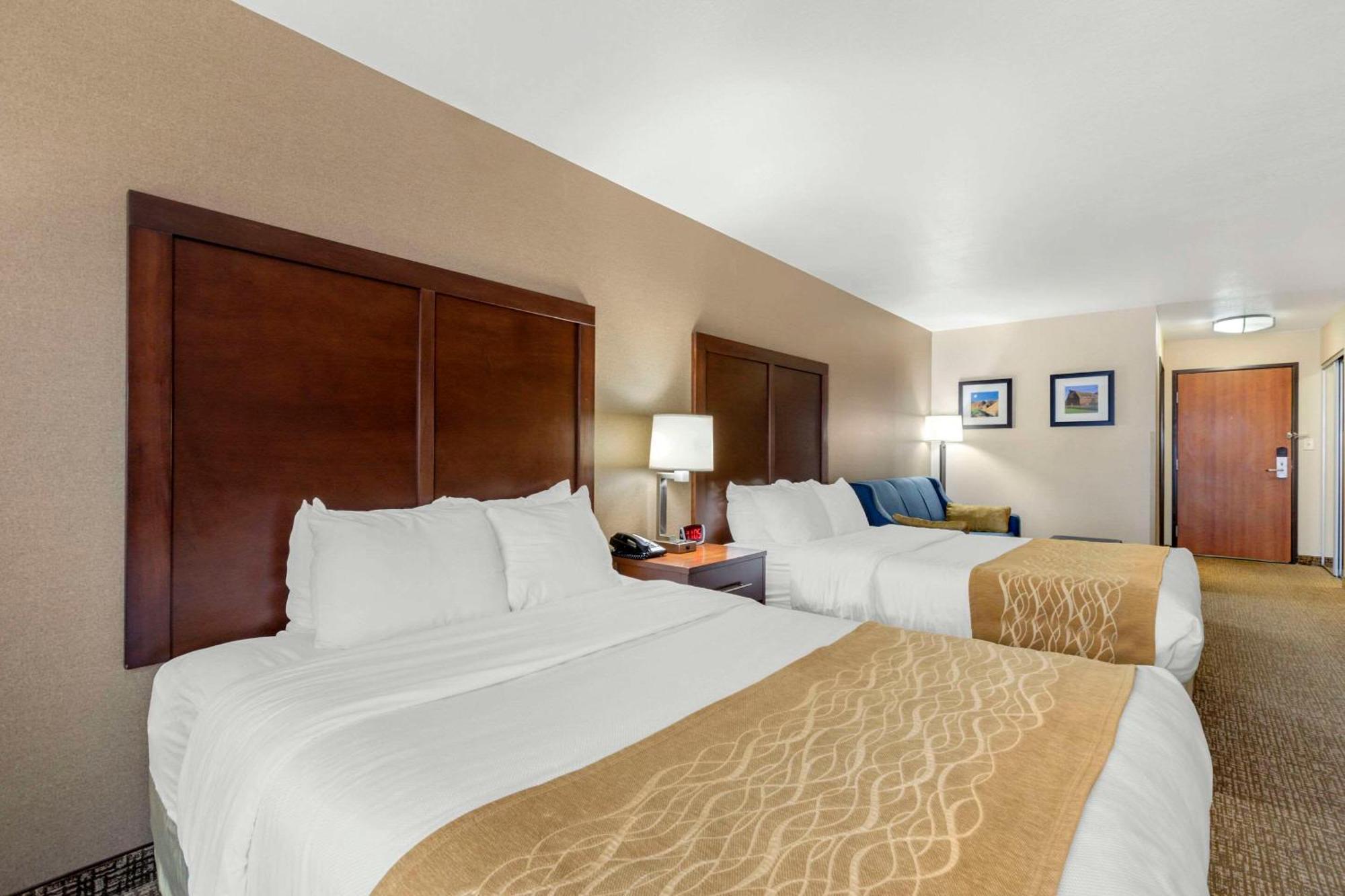 Hotel Comfort & I-90